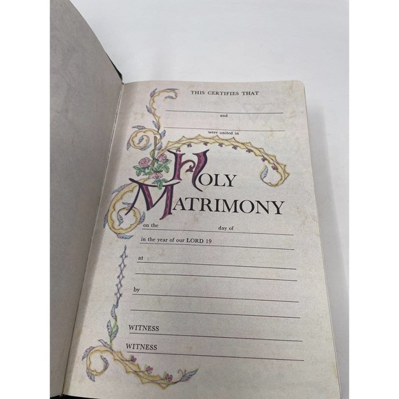 Holy Bible 1976 Giant Print King James Version Red Letter Reference Concordance - Picture 6 of 16